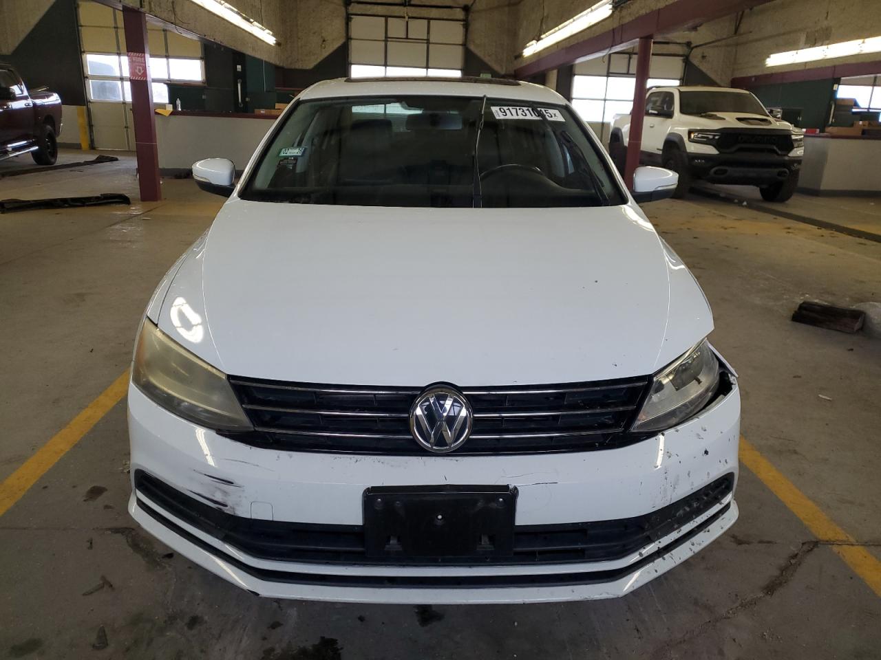VOLKSWAGEN JETTA SE