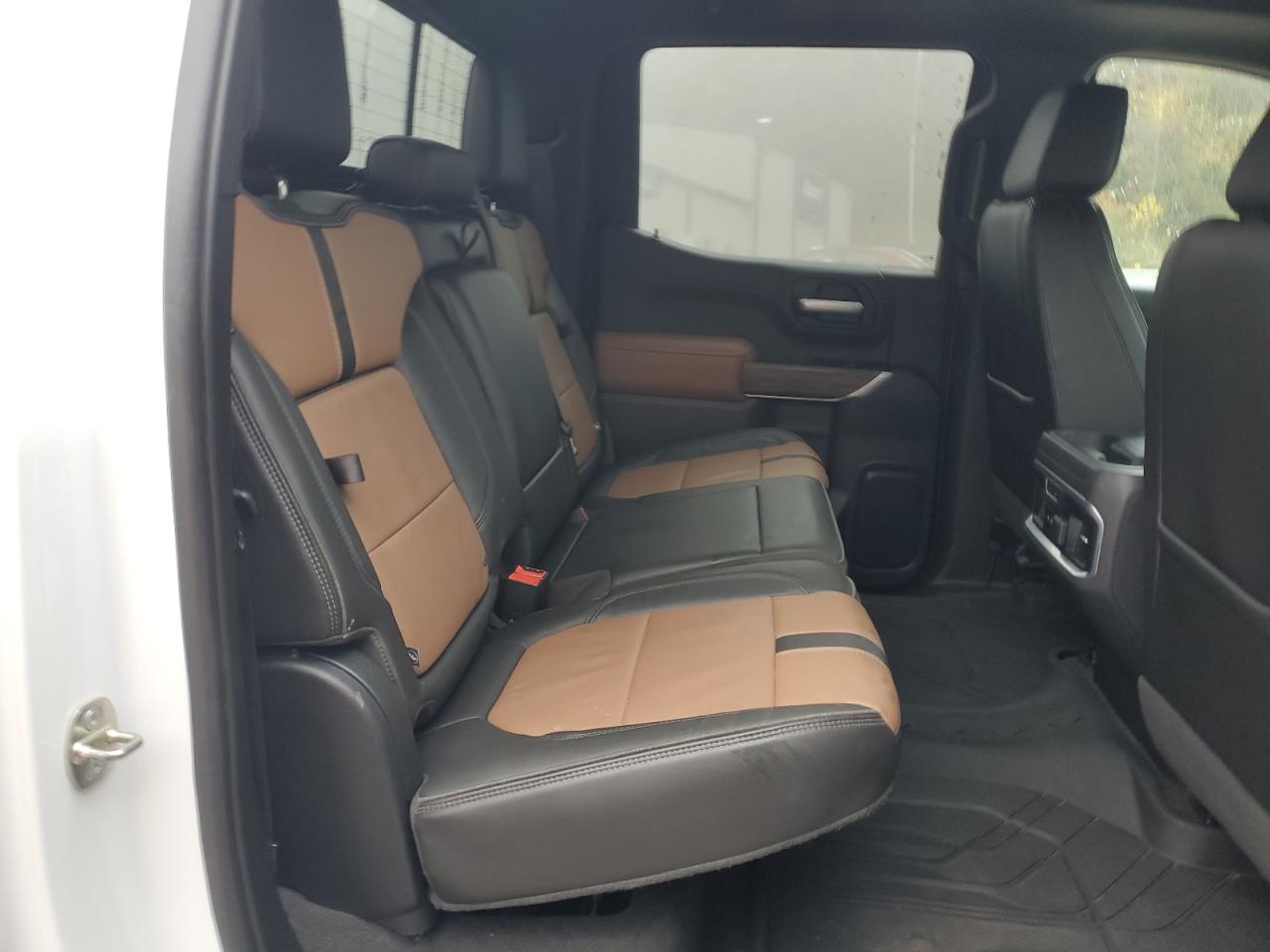 CHEVROLET SILVERADO K1500 HIGH COUNTRY