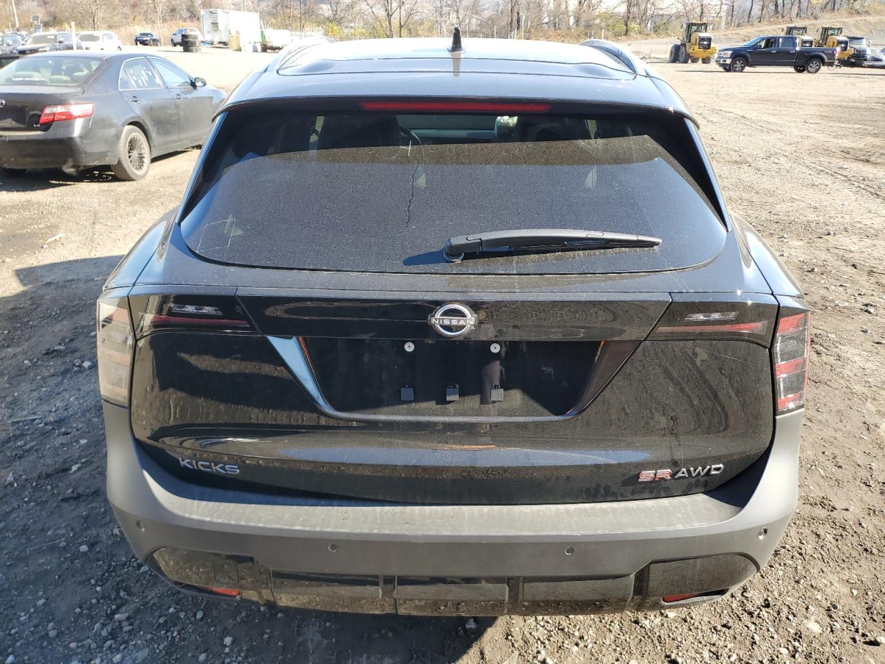 NISSAN KICKS SR