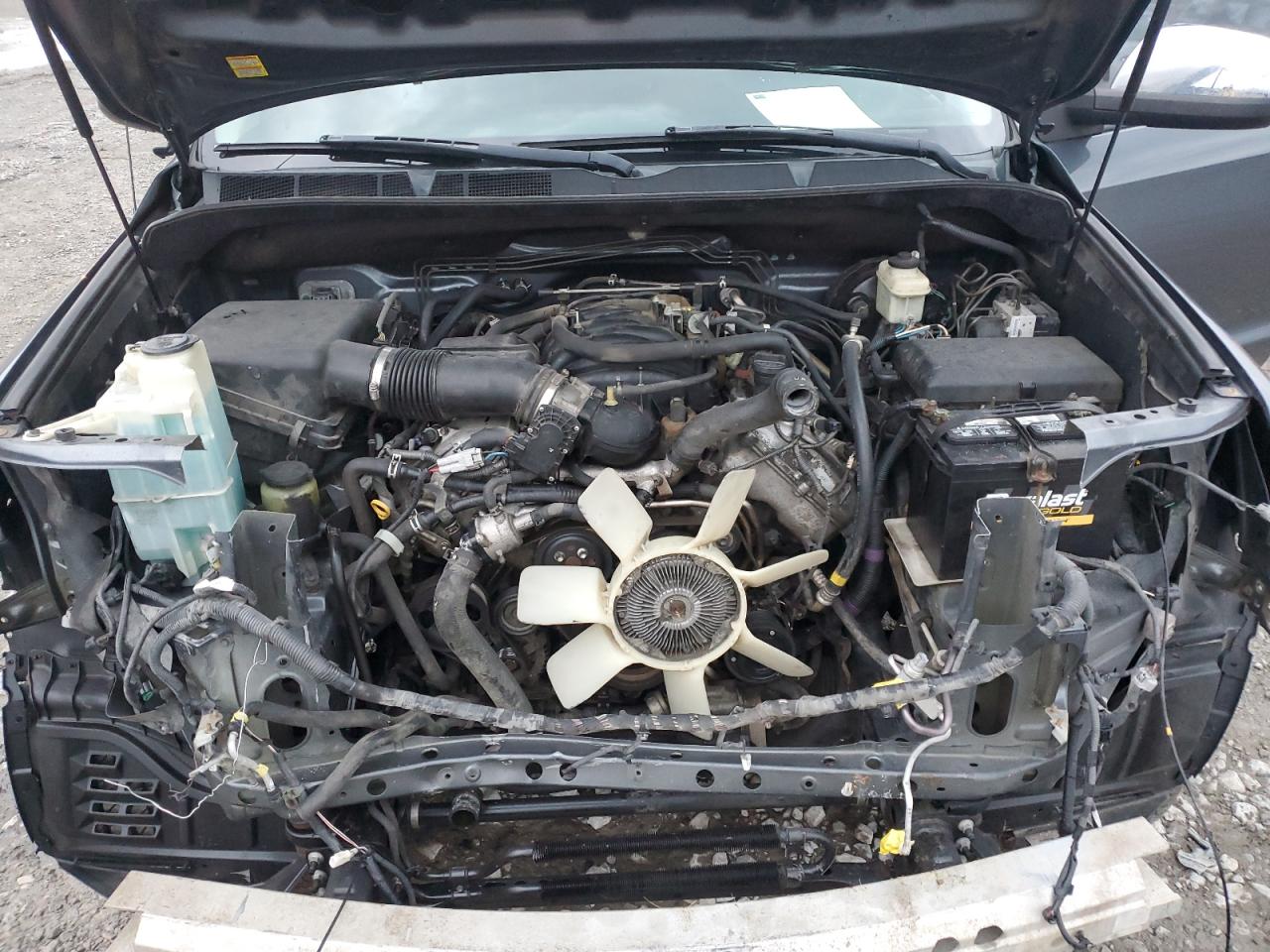 TOYOTA TUNDRA CREWMAX LIMITED