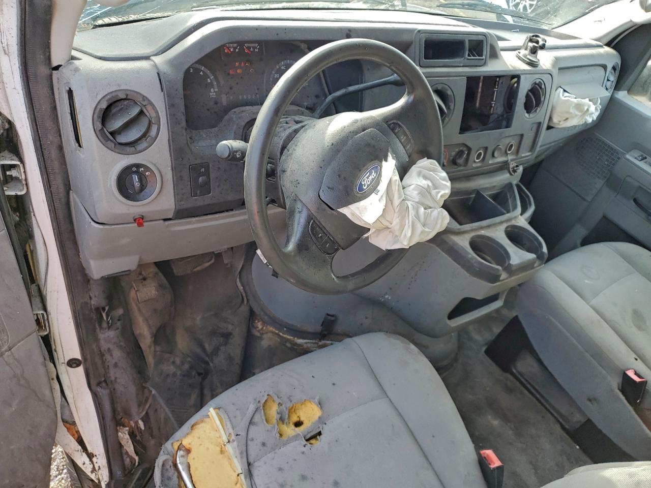 FORD ECONOLINE E350 SUPER DUTY VAN