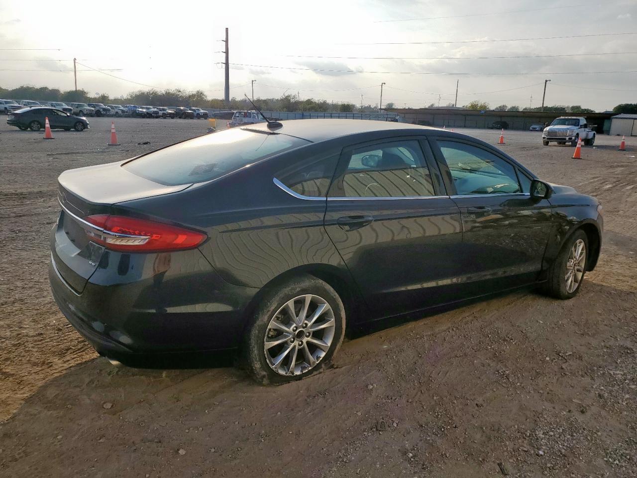 FORD FUSION SE