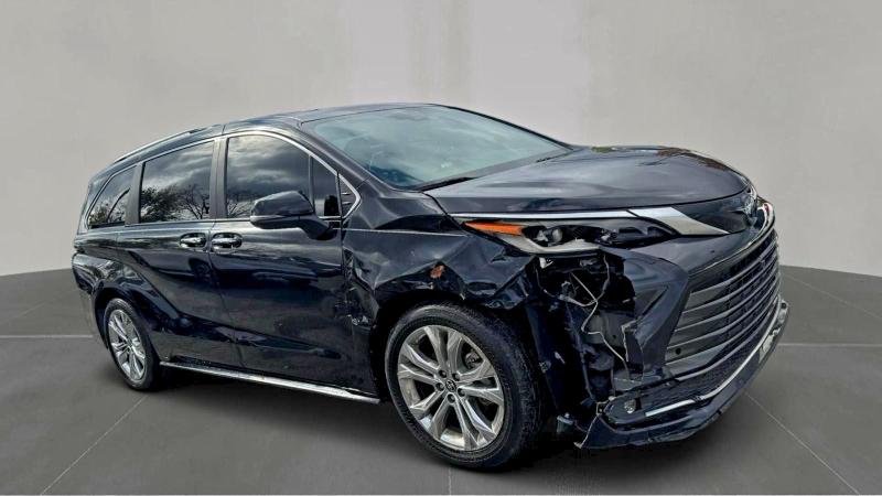 2022 TOYOTA SIENNA LIM #3296752951