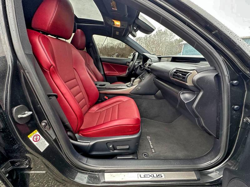 2019 LEXUS IS 300 #3296250405