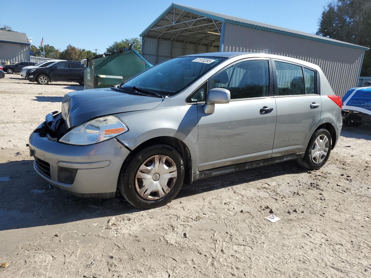 NISSAN VERSA S