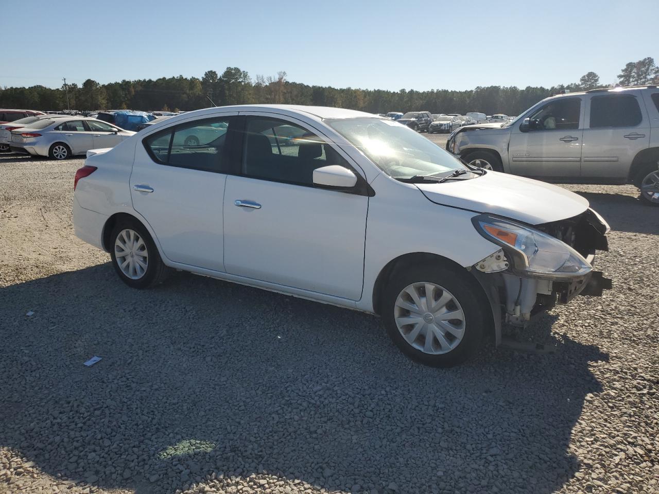NISSAN VERSA S