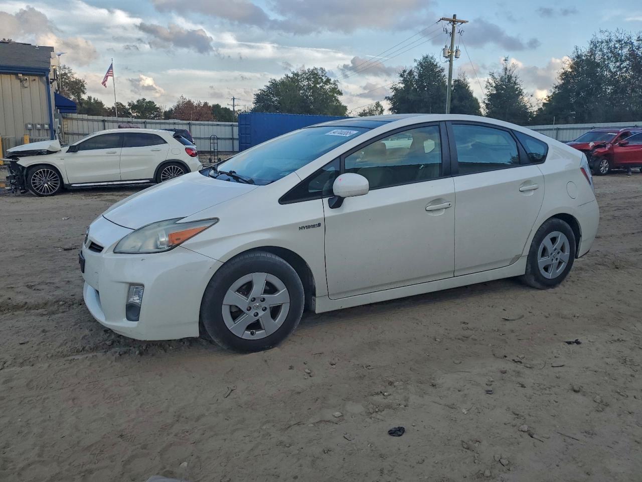 Lot #3297937804 2011 TOYOTA PRIUS