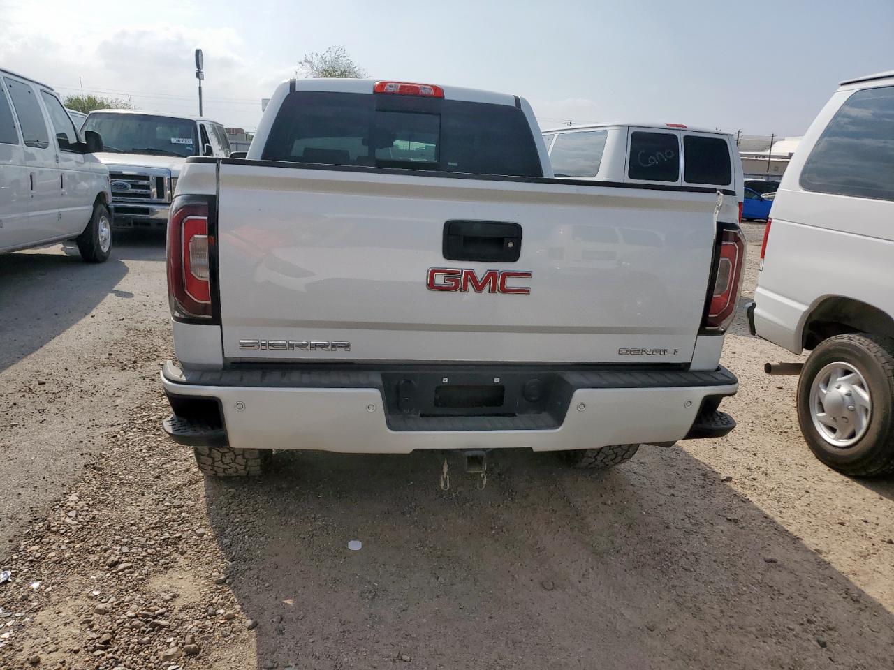 GMC SIERRA K1500 DENALI