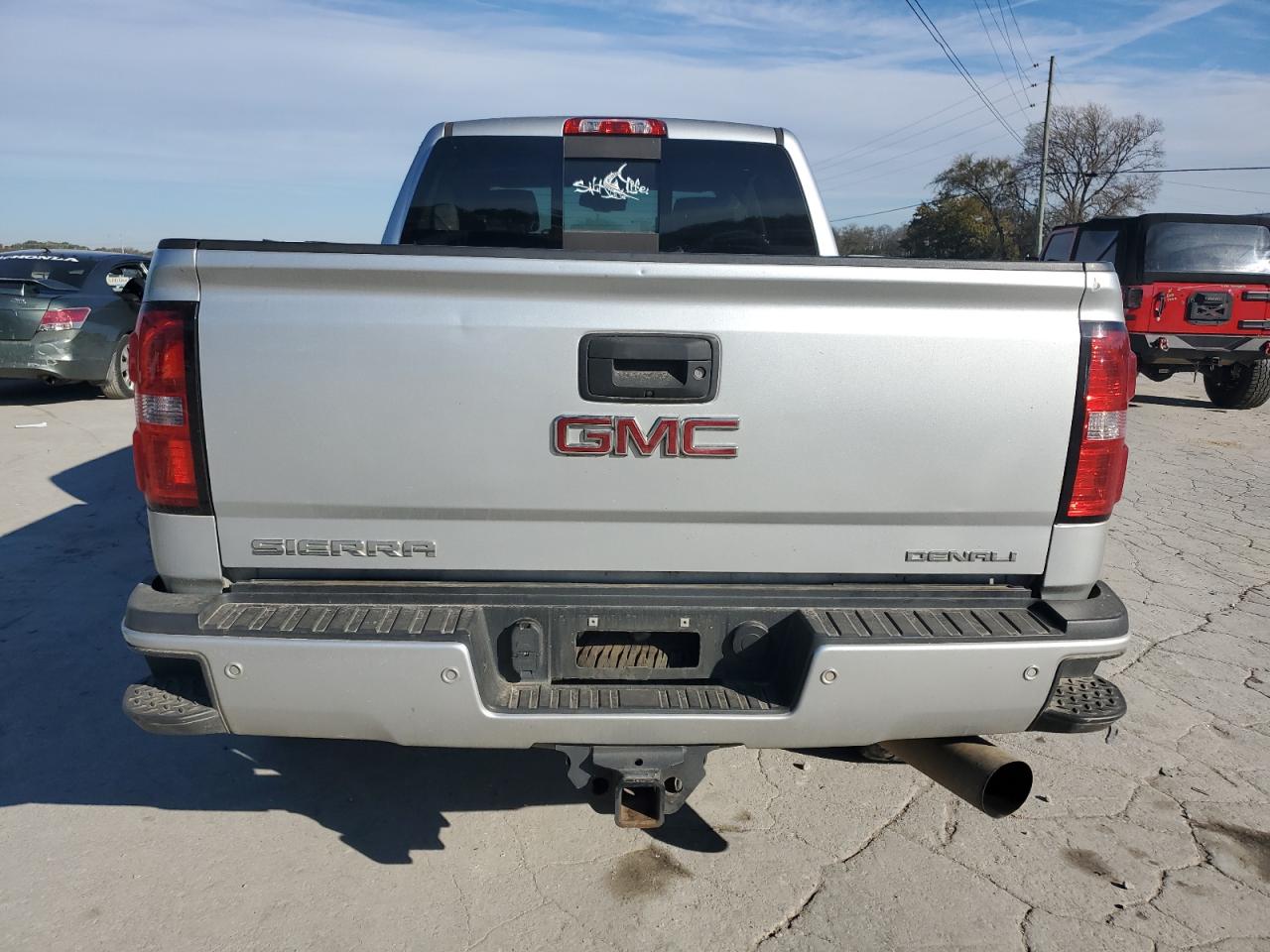 GMC SIERRA K2500 DENALI