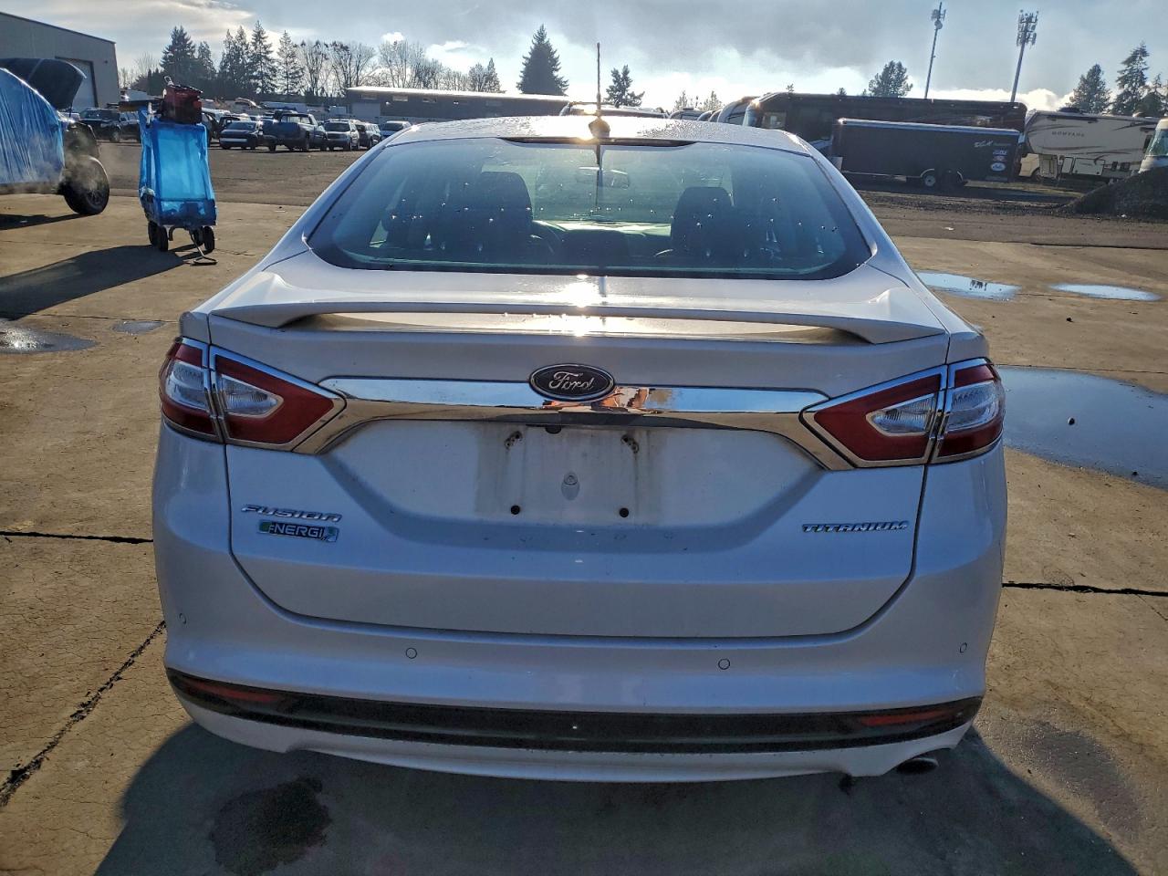 FORD FUSION TITANIUM PHEV