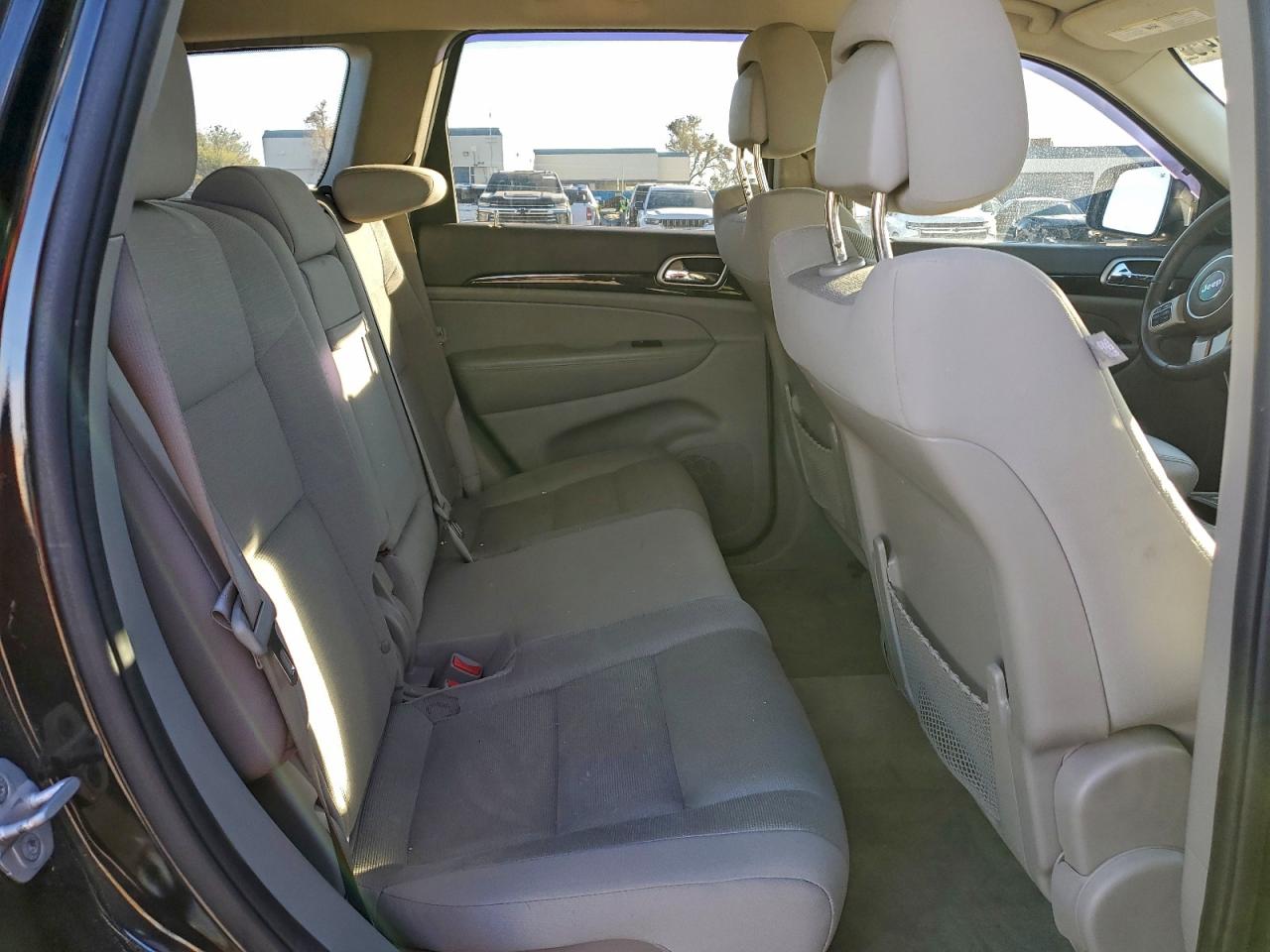 JEEP GRAND CHEROKEE LAREDO