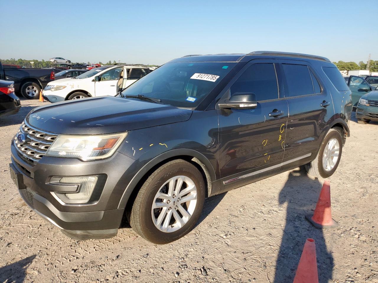 FORD EXPLORER XLT