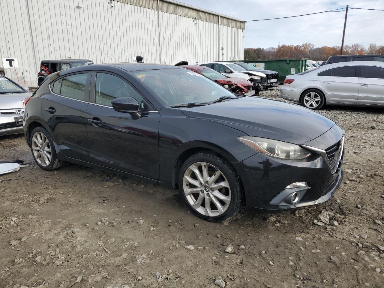 MAZDA 3 TOURING