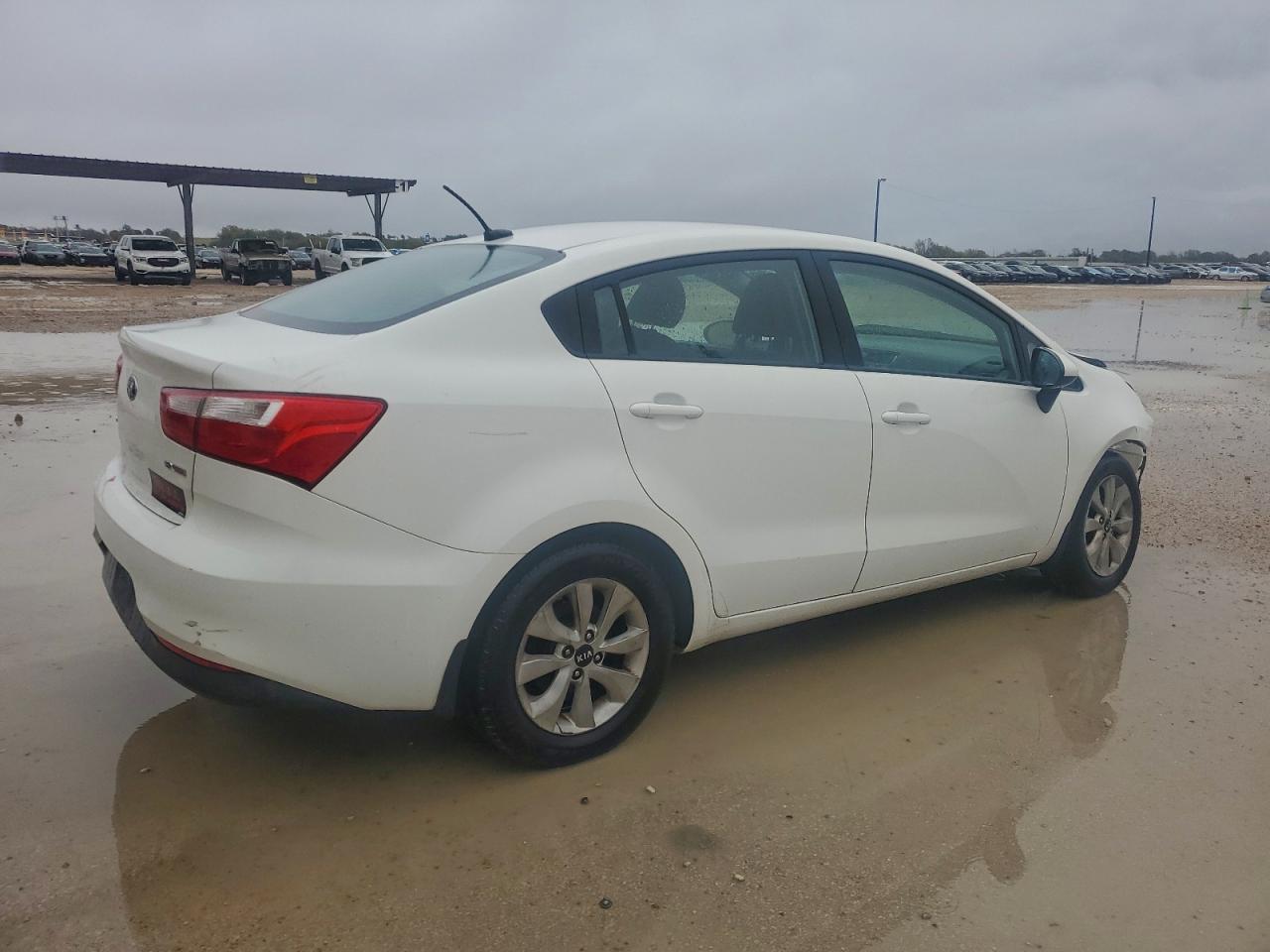 KIA RIO EX