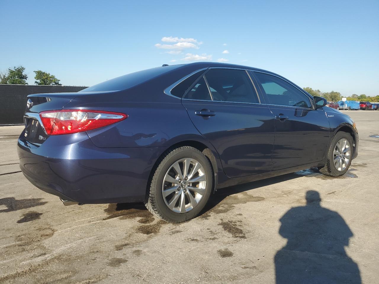 TOYOTA CAMRY HYBRID