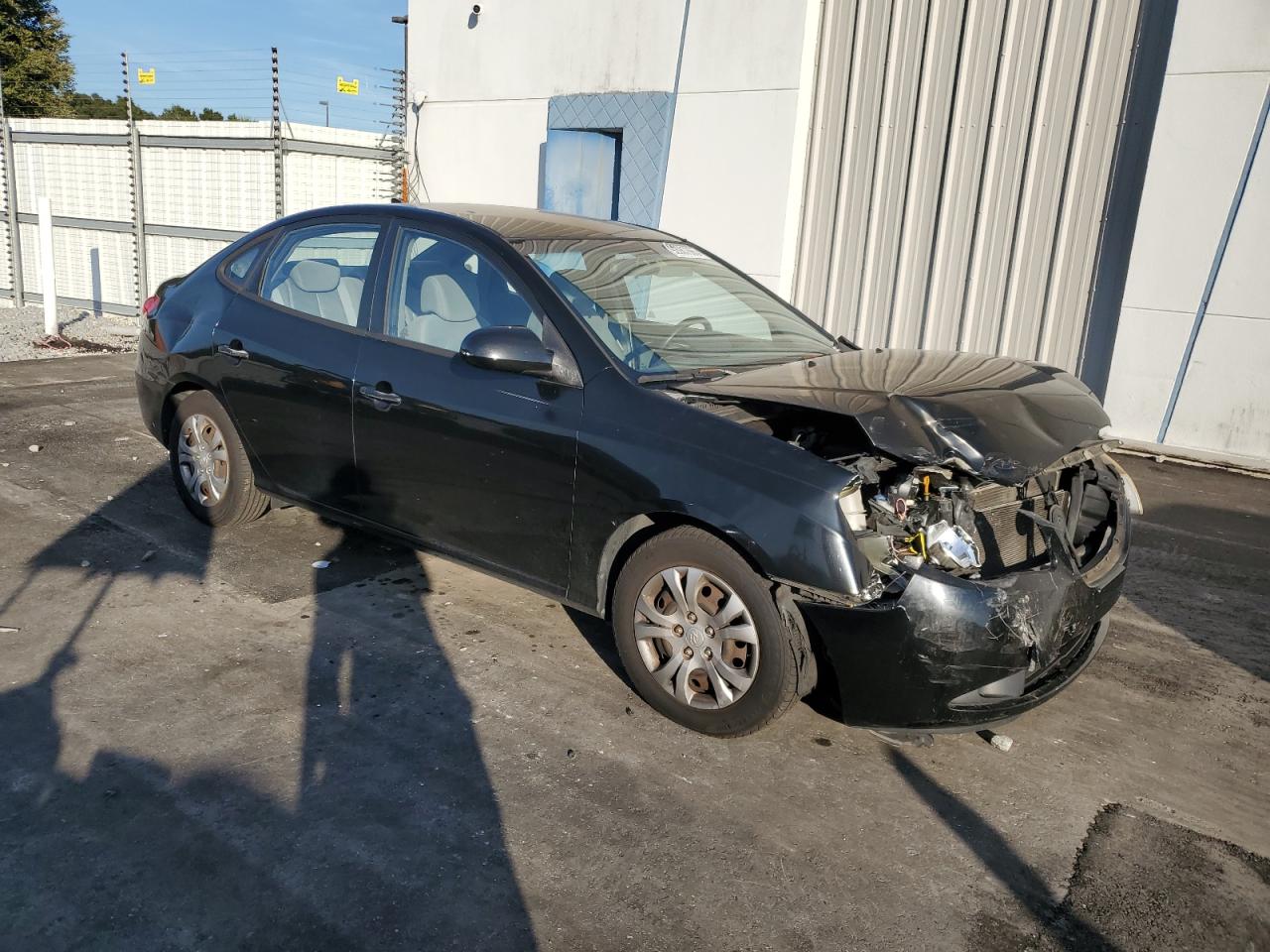 HYUNDAI ELANTRA BLUE