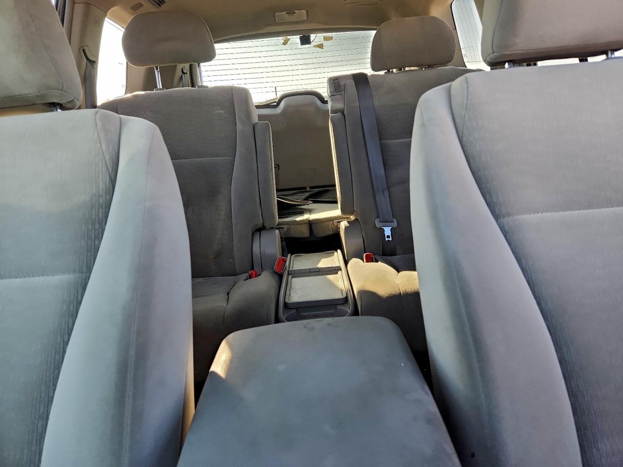 TOYOTA HIGHLANDER BASE