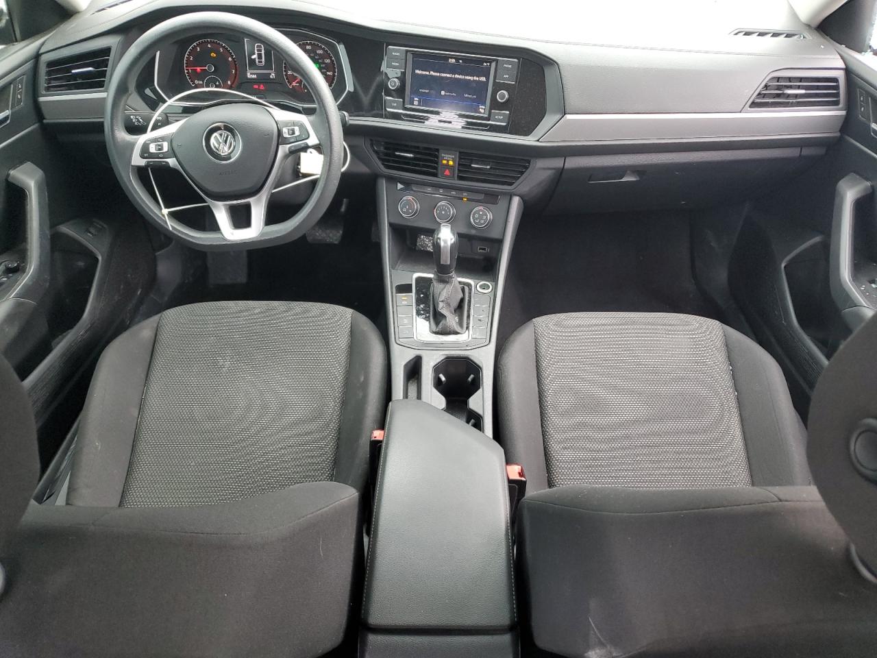 VOLKSWAGEN JETTA S