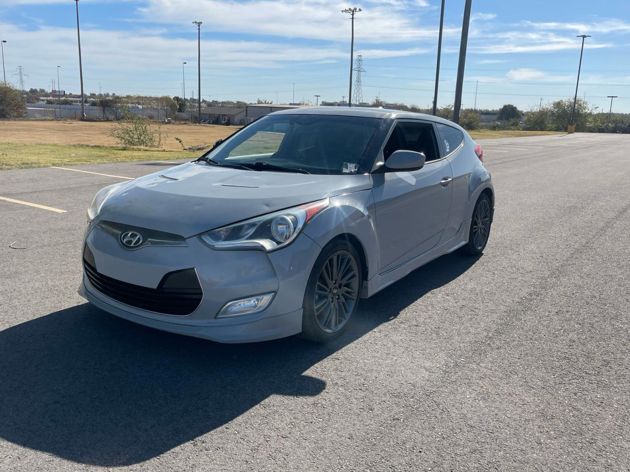 HYUNDAI VELOSTER