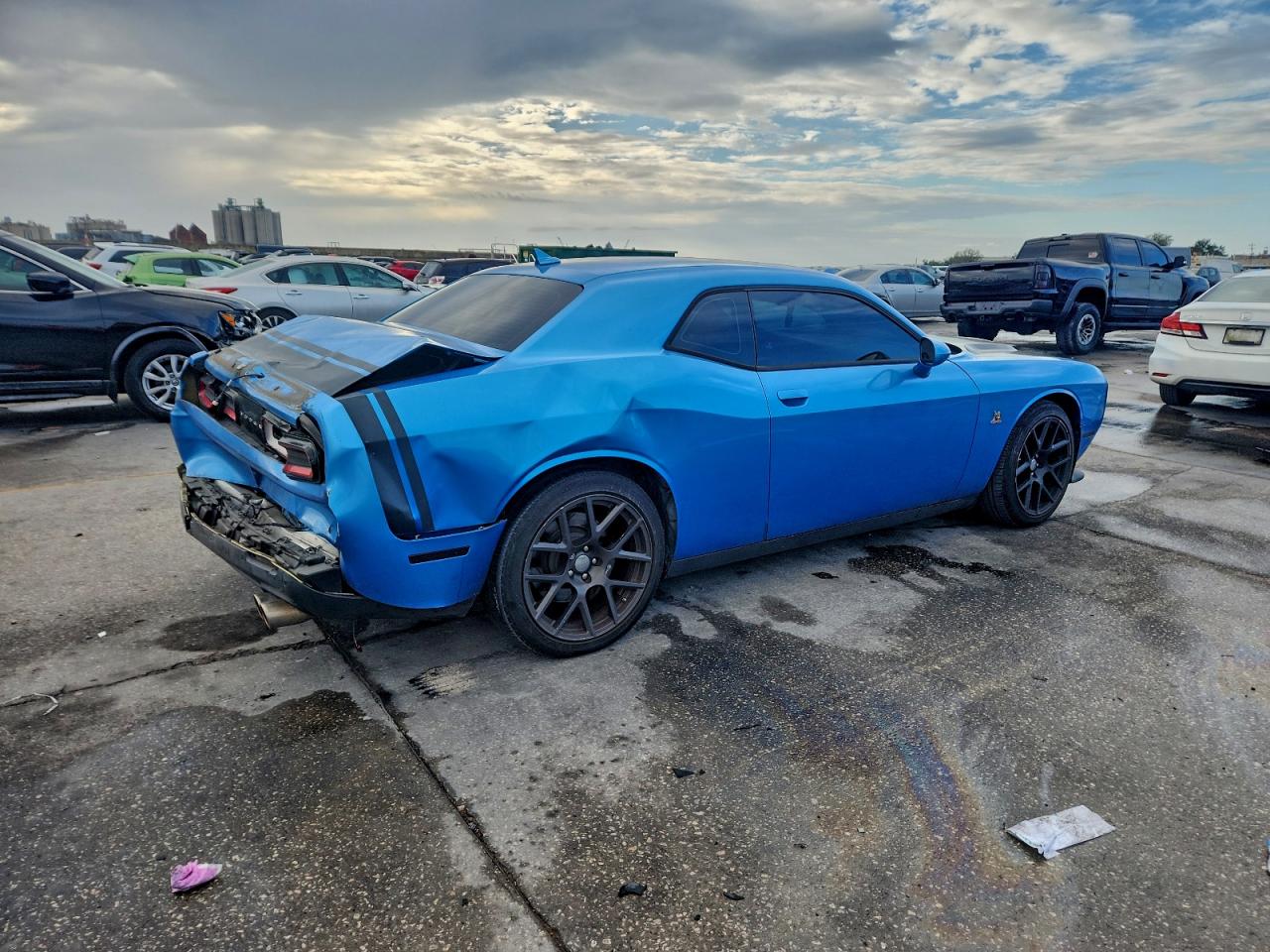 DODGE CHALLENGER R/T SCAT PACK