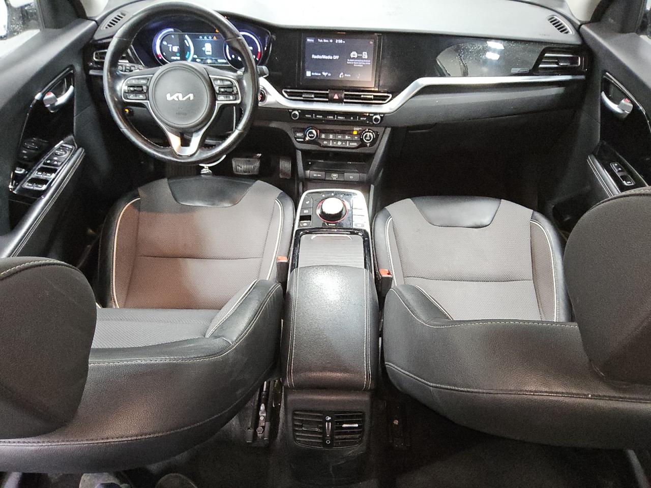 KIA NIRO S