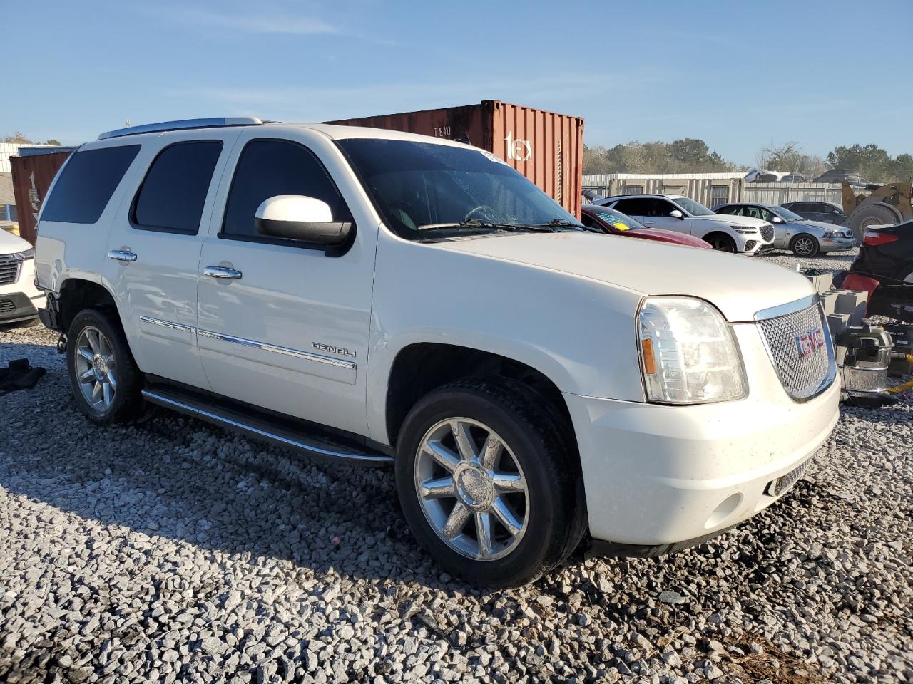 GMC YUKON DENALI