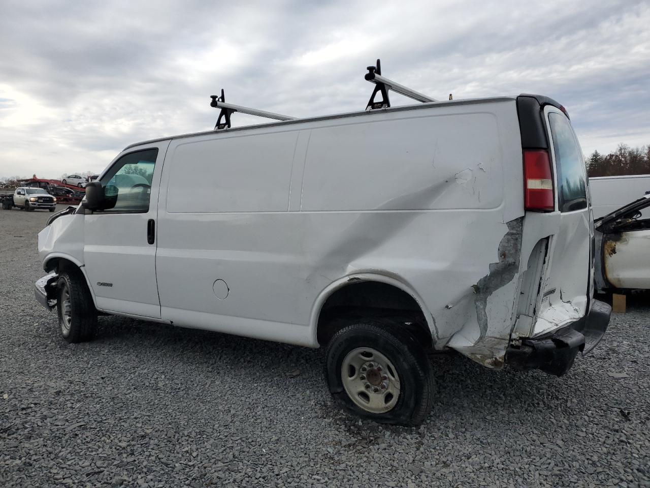 Lot #3301796348 2006 CHEV EXPRESS CARGO 2500 1