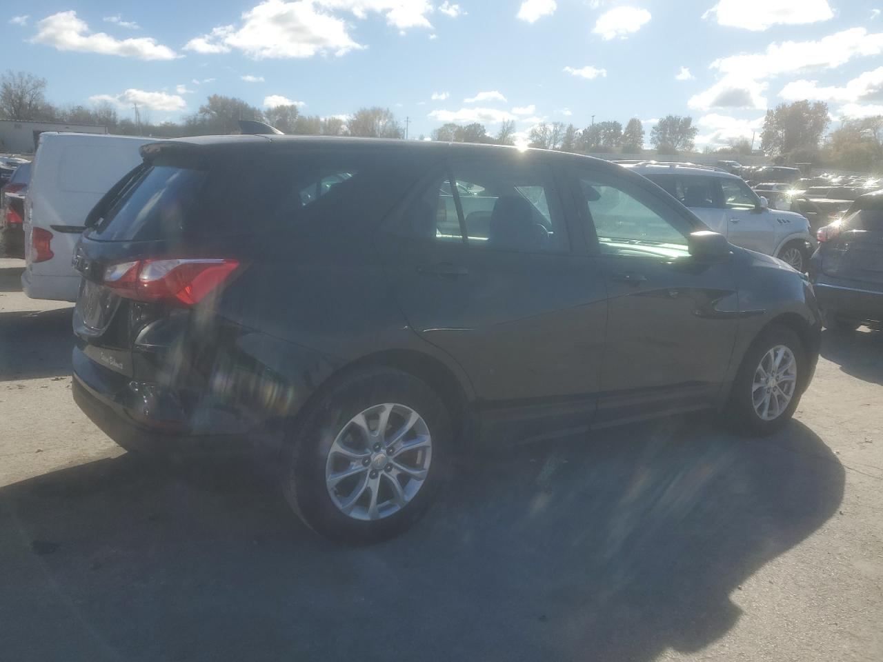 CHEVROLET EQUINOX LS