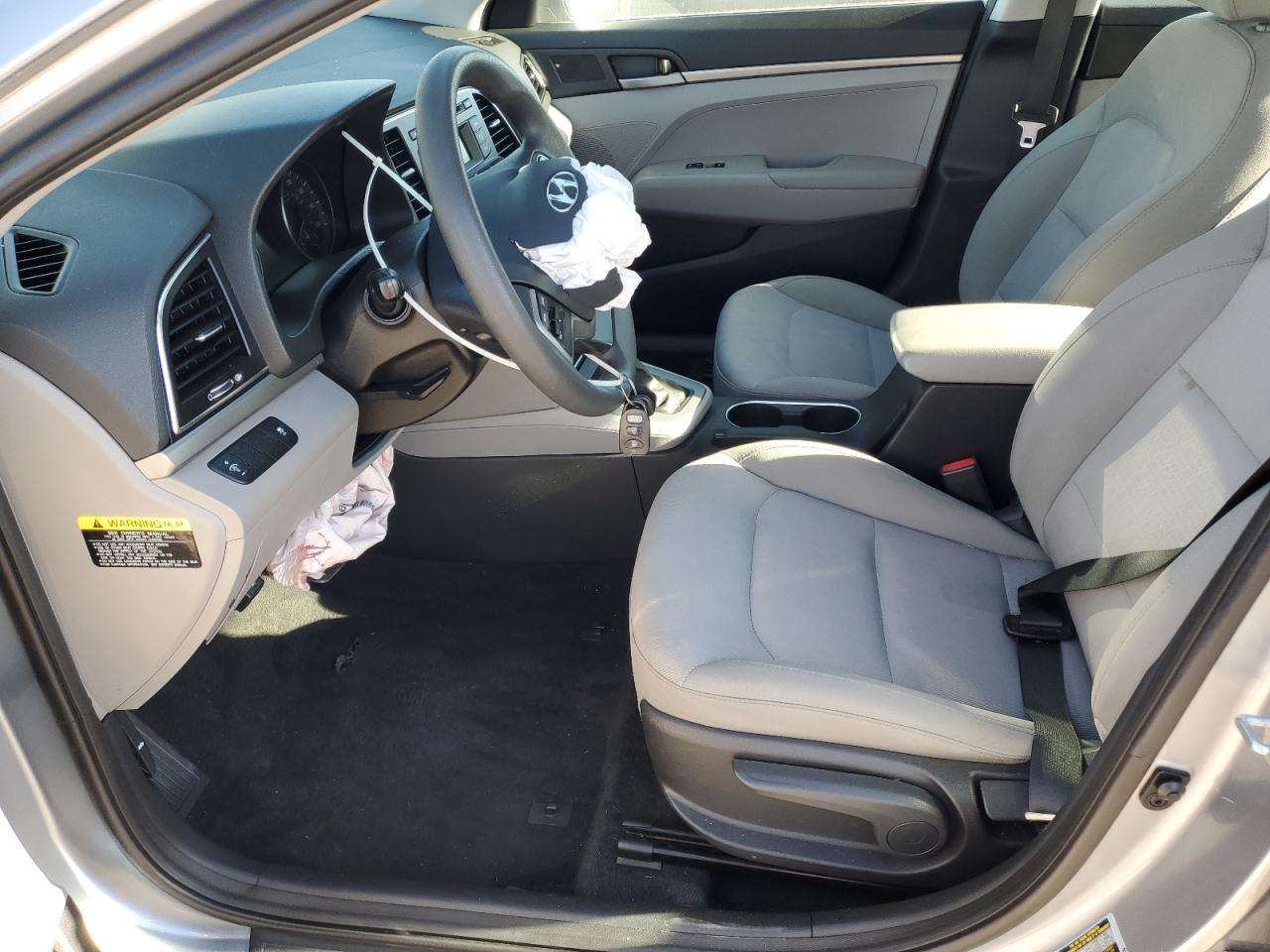 Lot #3317966916 2017 HYUNDAI ELANTRA SE