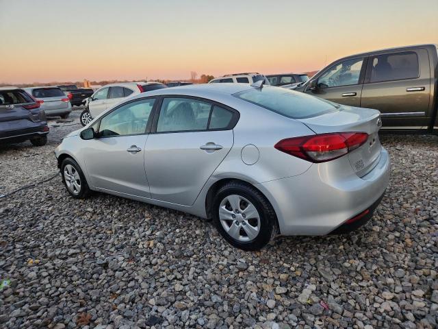 2017 KIA FORTE LX - 3KPFL4A74HE012580
