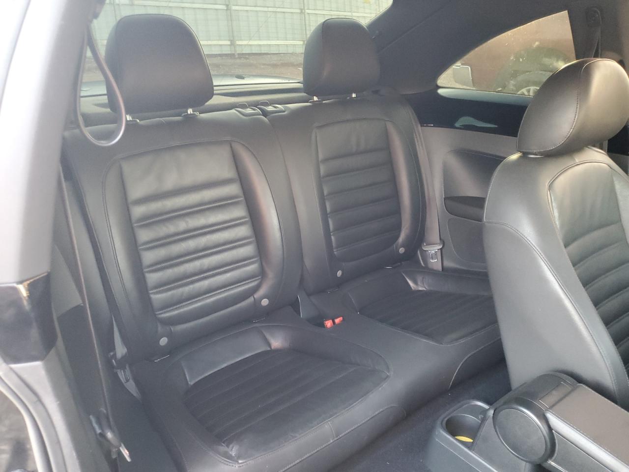 VOLKSWAGEN BEETLE TURBO