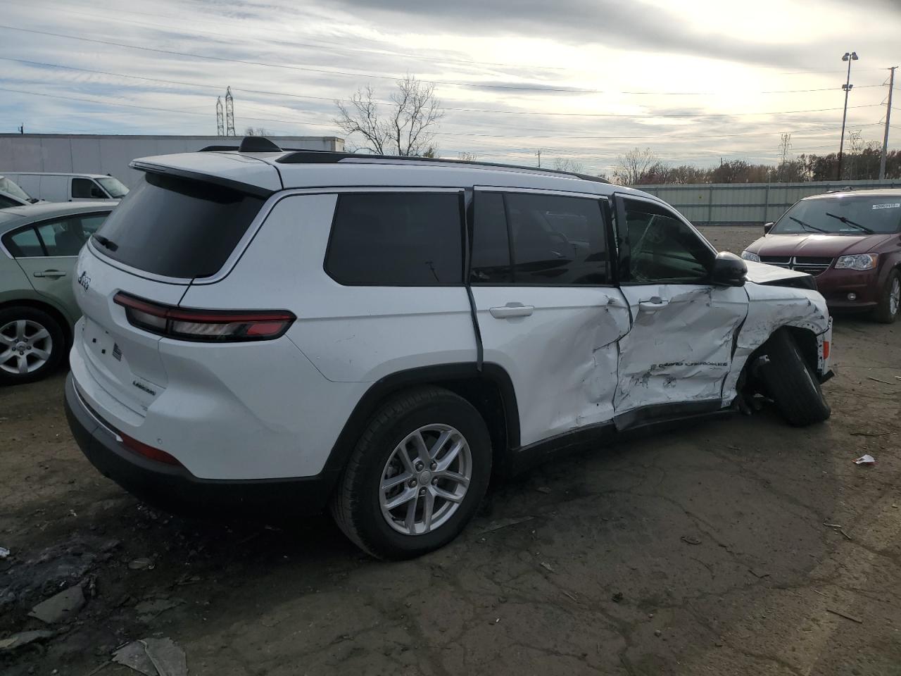 JEEP GRAND CHEROKEE L LAREDO