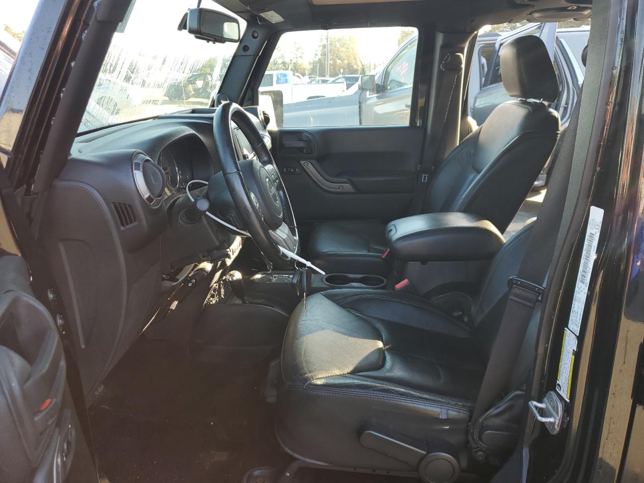 JEEP WRANGLER SAHARA