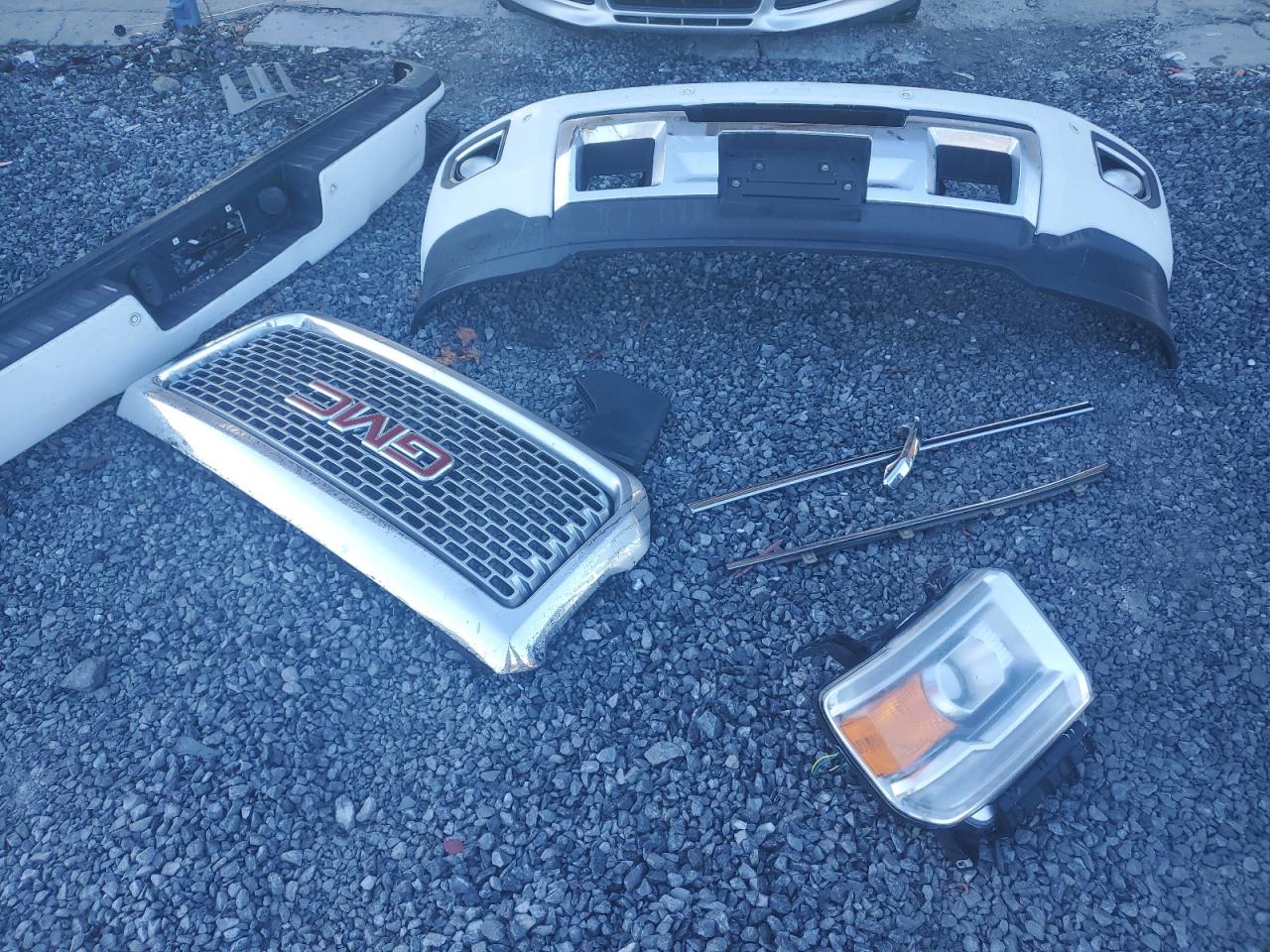 GMC SIERRA K2500 DENALI