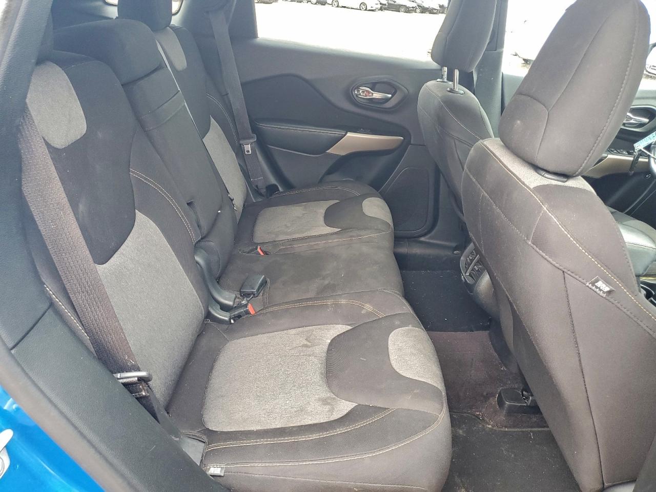 JEEP GRAND CHEROKEE SPORT