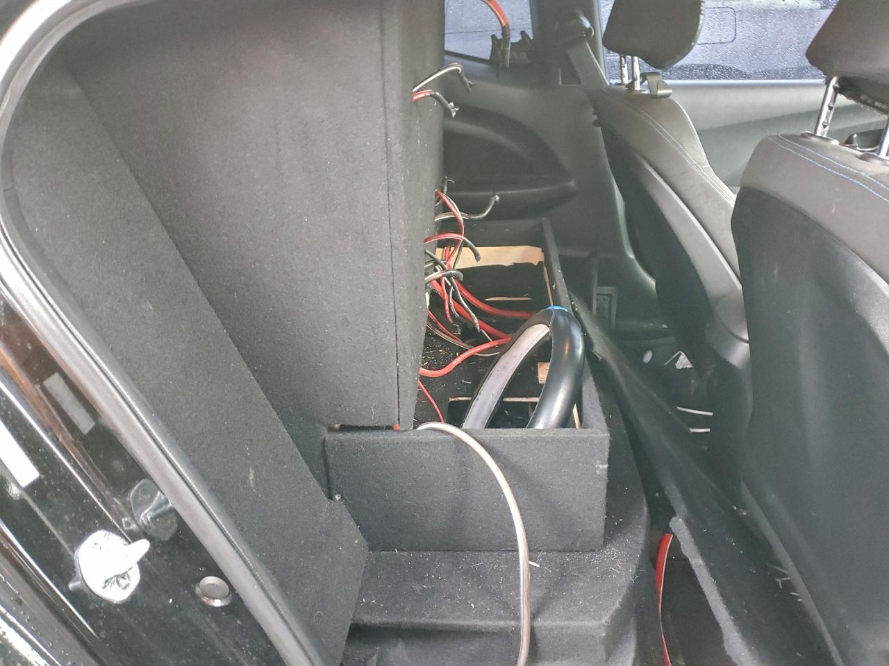 HYUNDAI VELOSTER BASE