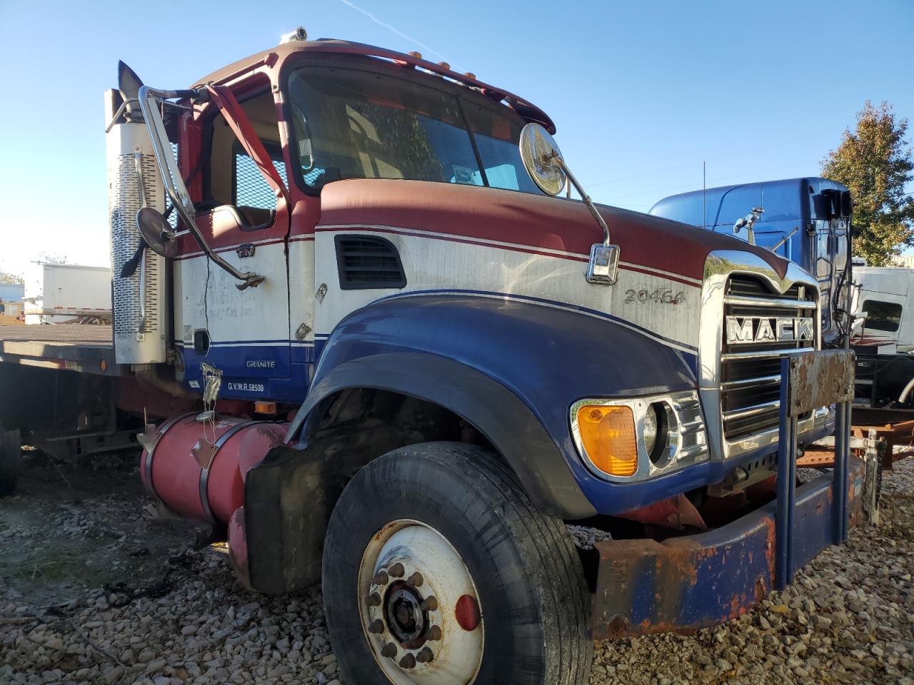 Lot #3291252005 2005 MACK 700 CV700