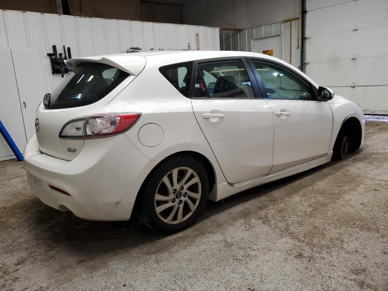 MAZDA 3 S
