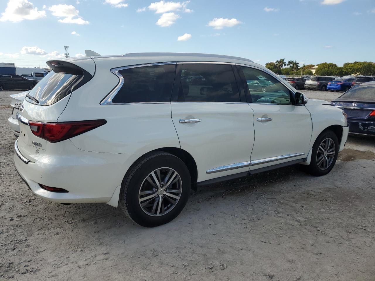 INFINITI QX60 LUXE