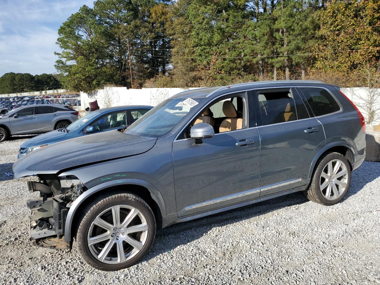 VOLVO XC90 T6