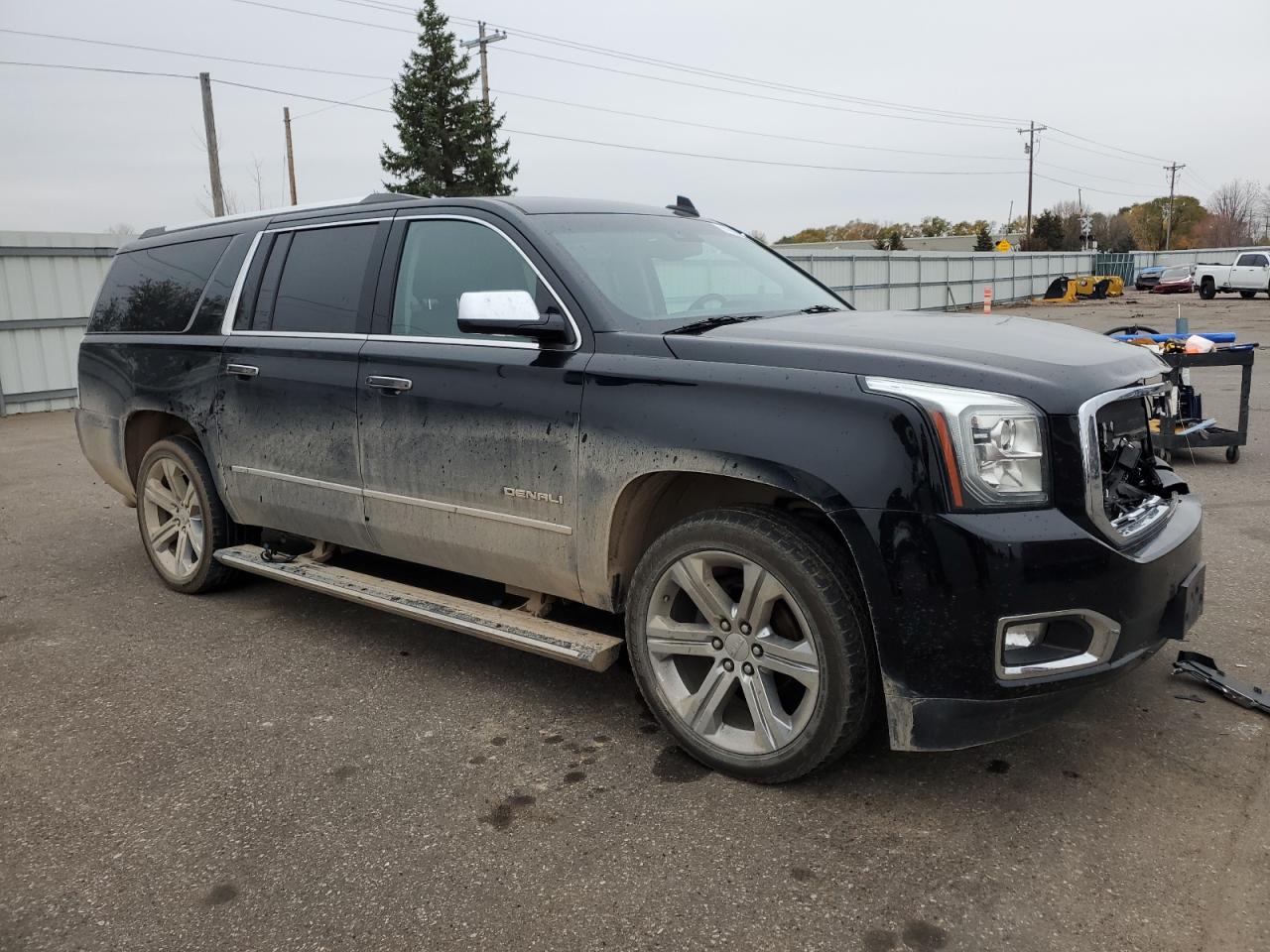 GMC YUKON DENALI