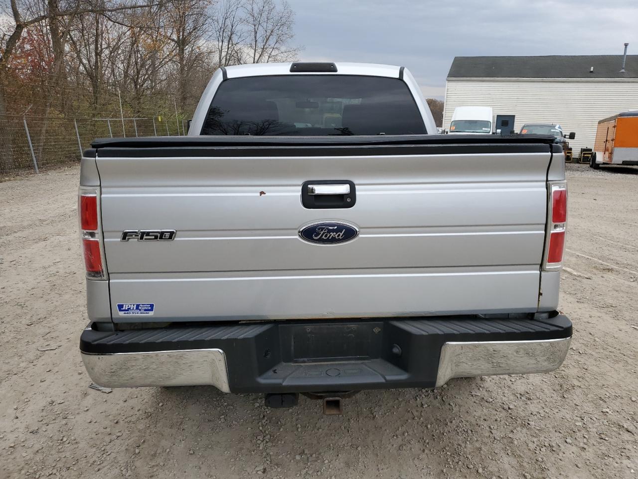 FORD F-150 SUPERCREW