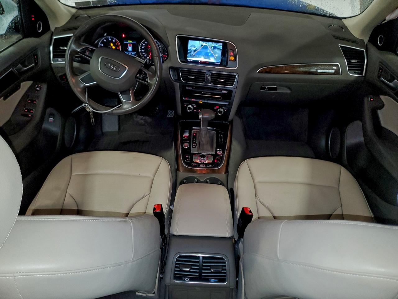 AUDI Q5 PREMIUM PLUS