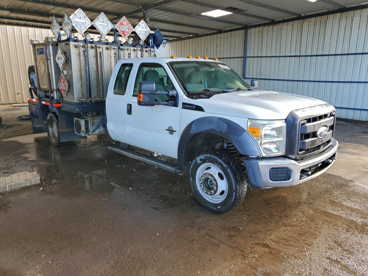 FORD F-550 SUPER DUTY