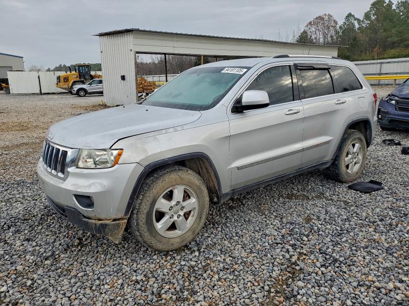 Global Auto Auctions: 2011 JEEP GRAND CHER