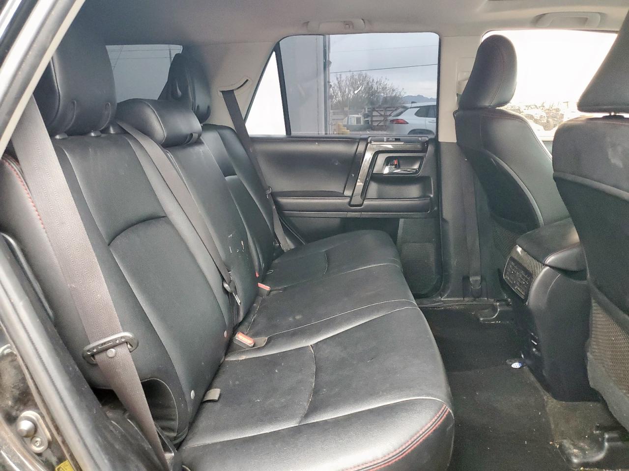 TOYOTA 4RUNNER SR5/SR5 PREMIUM