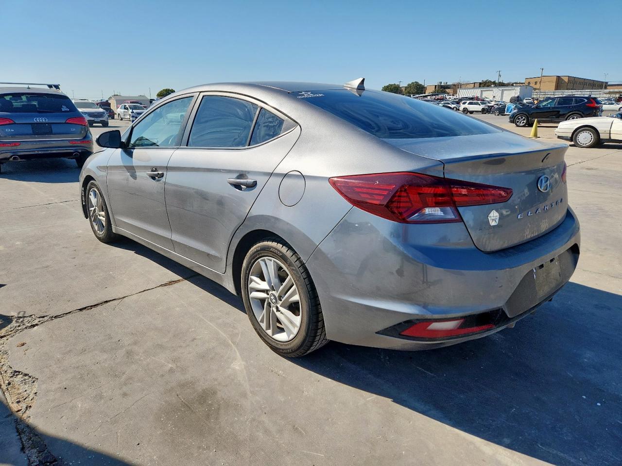 HYUNDAI ELANTRA SEL