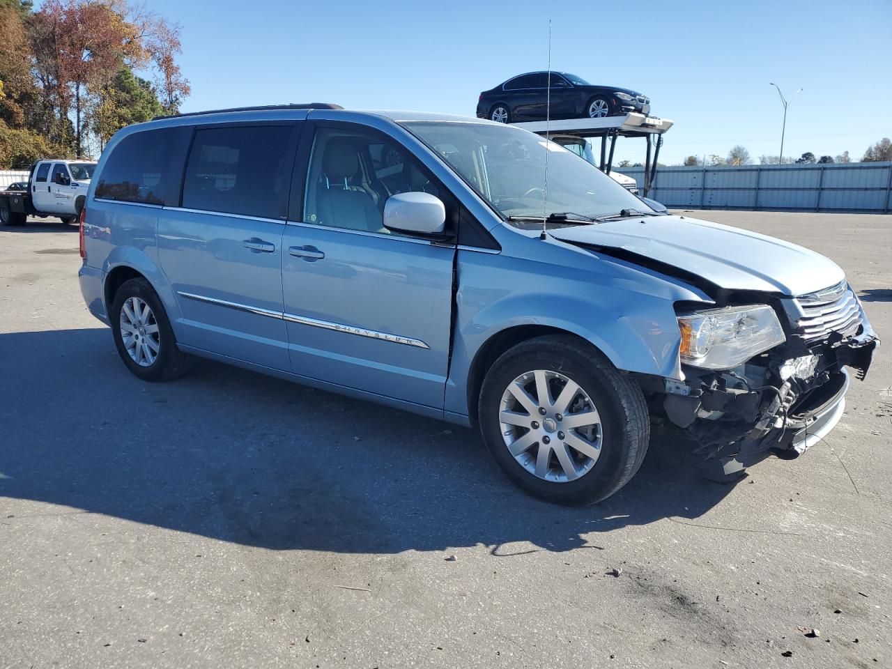 CHRYSLER TOWN & COUNTRY TOURING