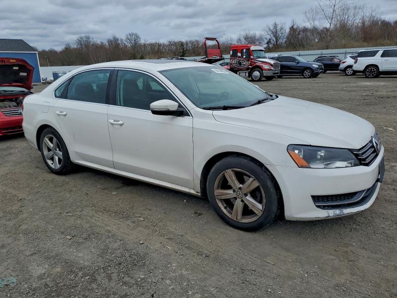 2013 VOLKSWAGEN PASSAT SE #3305427458