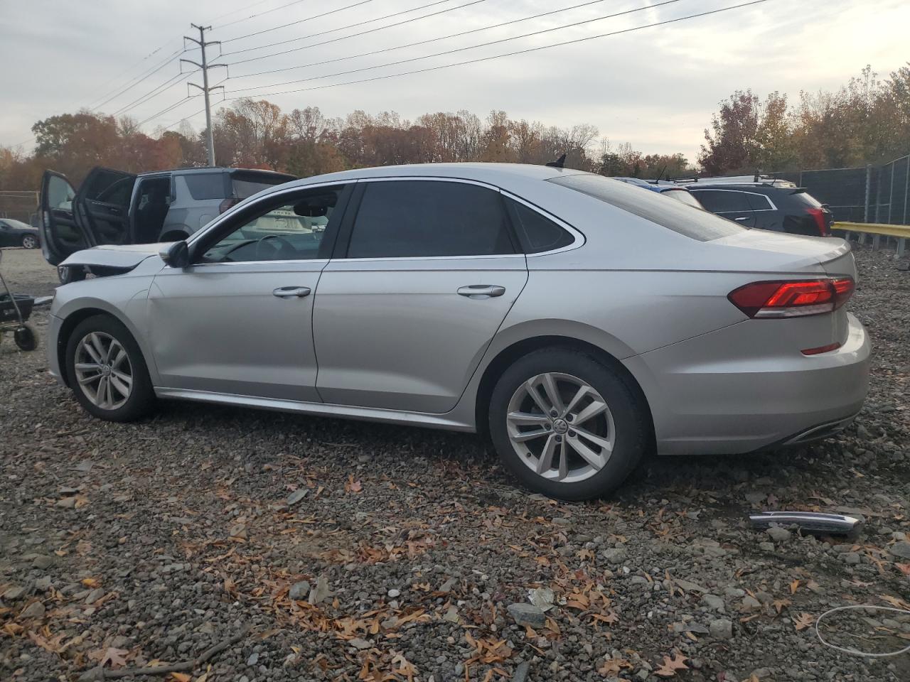 VOLKSWAGEN PASSAT SE